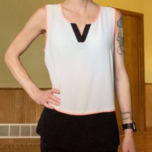 41 Hawthorn Black and White Sleeveless Blouse Medium